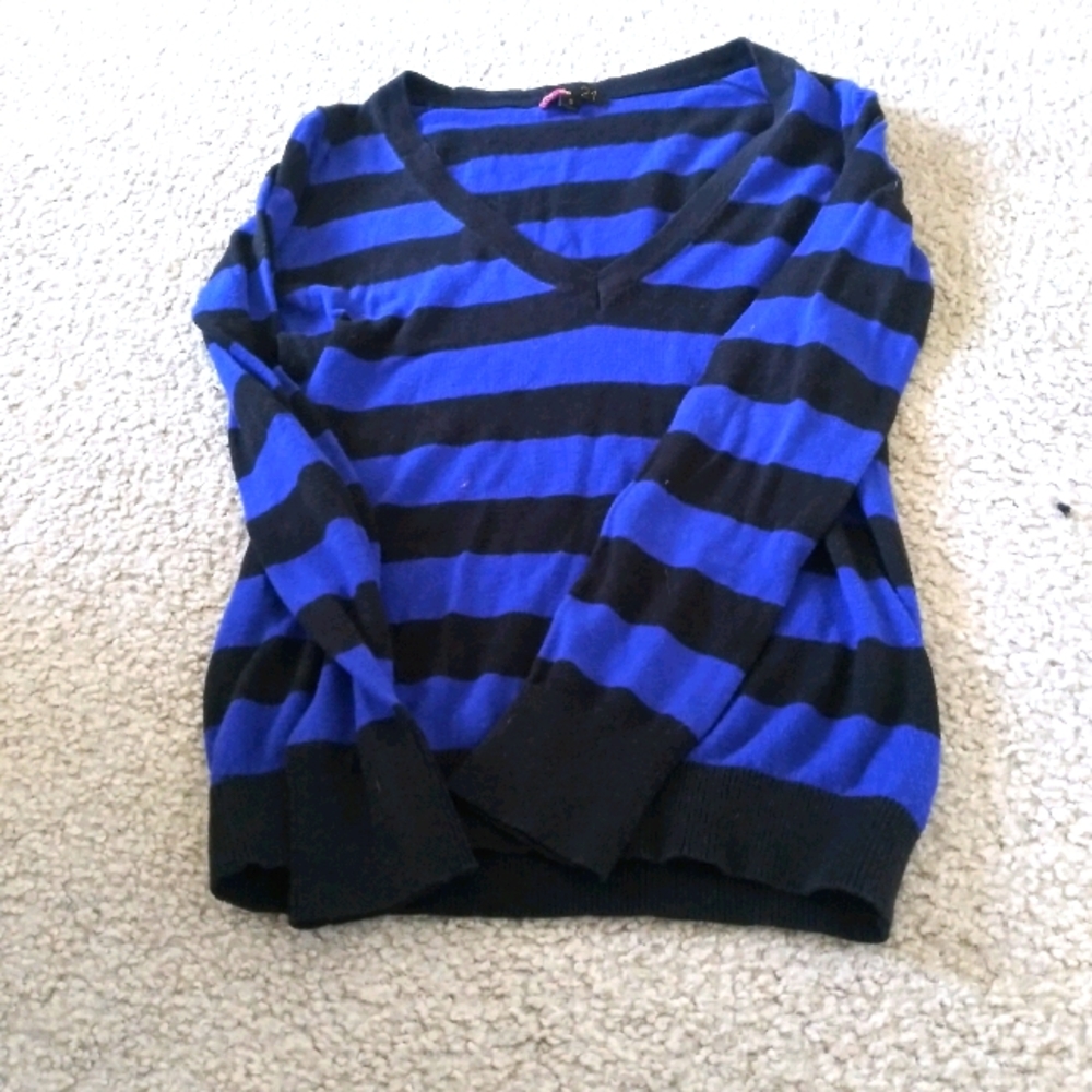 Women's long sleeve t-shirts